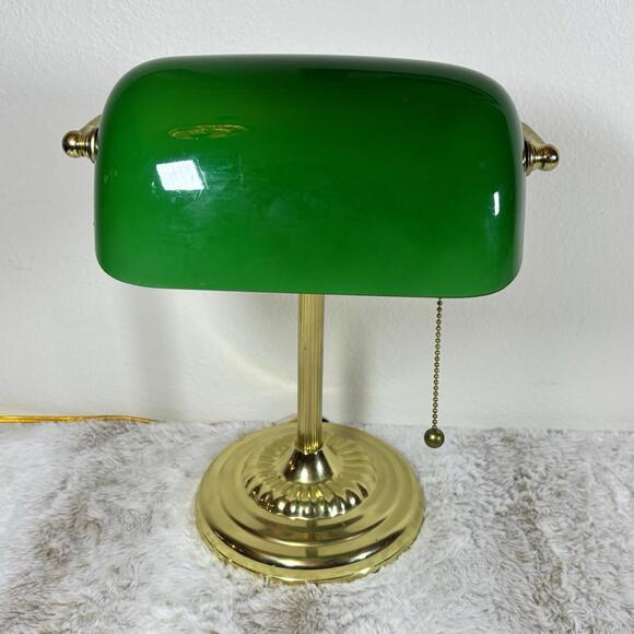 Vintage Green Bankers Lamp Brass Base Pull Chain Glass Shade Works - Picture 6 of 9